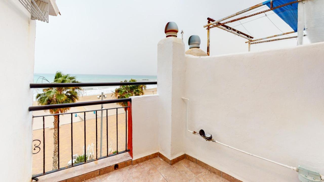 Apartamento En Primera Linea De Playa De Villajoyosa Bagian luar foto
